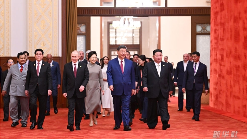 圖訊：紀(jì)念中國(guó)人民抗日戰(zhàn)爭(zhēng)暨世界反法西斯戰(zhàn)爭(zhēng)勝利80周年招待會(huì)在京隆重舉行